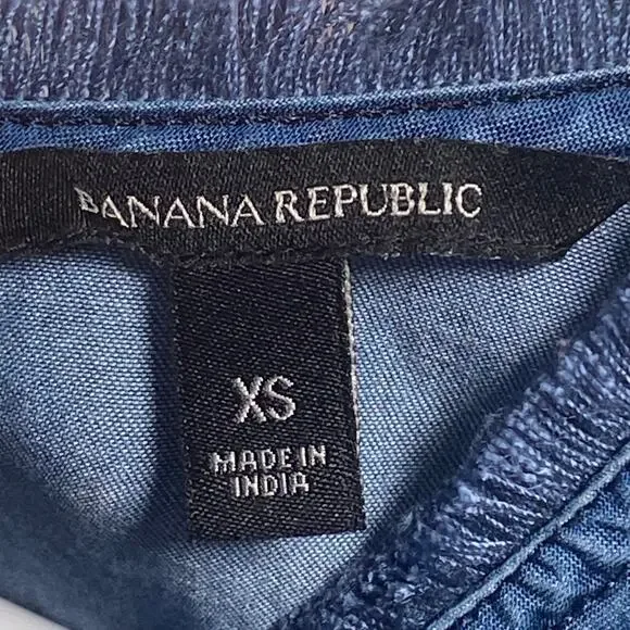 Banana Republic Denim Tank Top Sleeveless Frayed Hem Casual Size XS - Picture 2 of 5